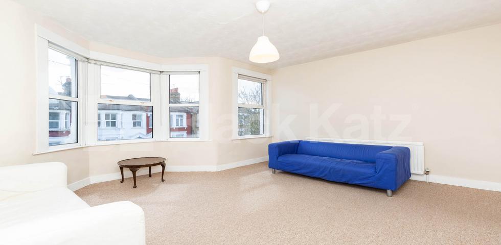 			NEW INSTRUCTION!, 1 Bedroom, 1 bath, 1 reception Flat			 Effingham Road, HARINGEY LADDER